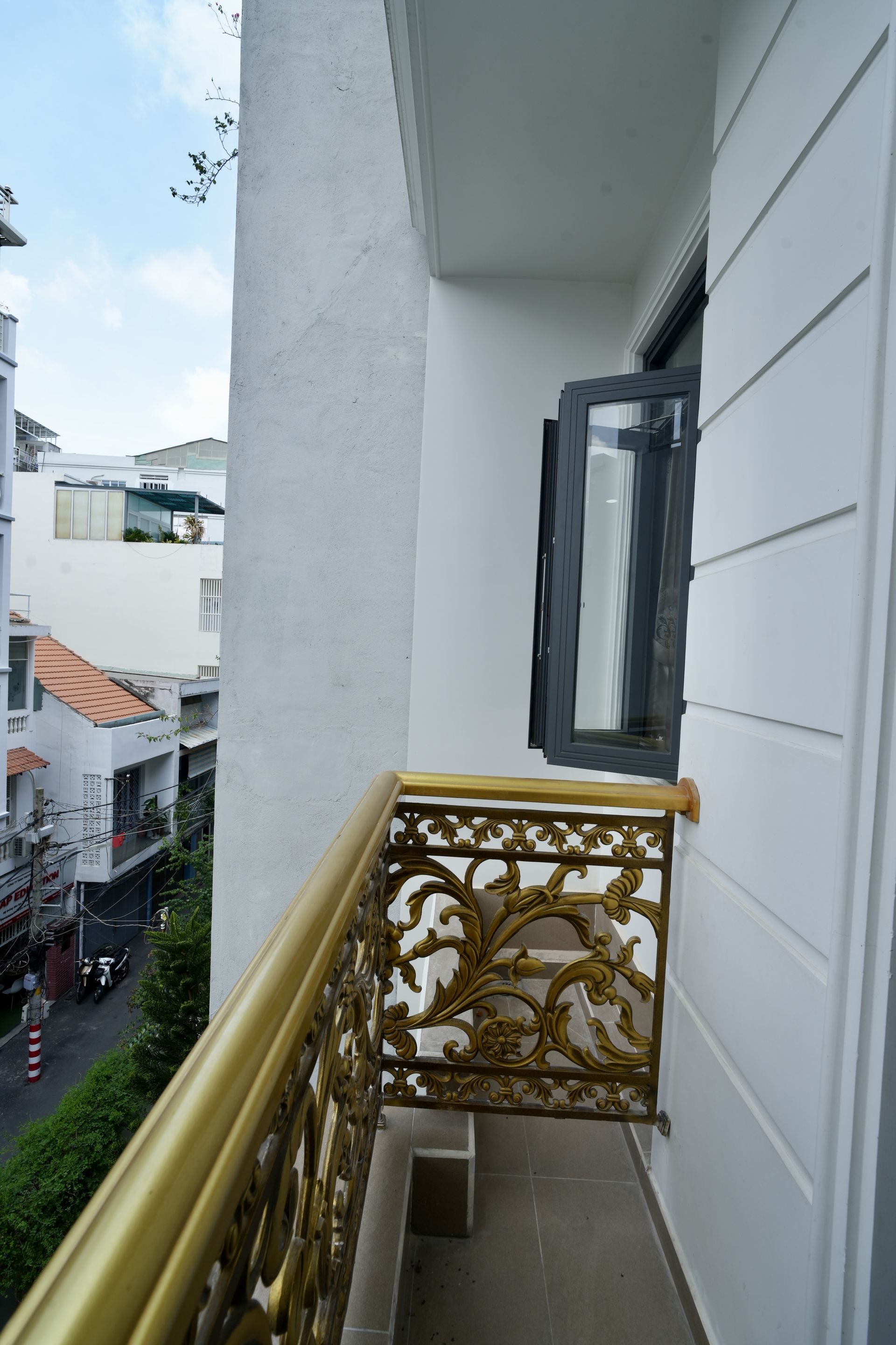 Cửa sổ phòng tắm